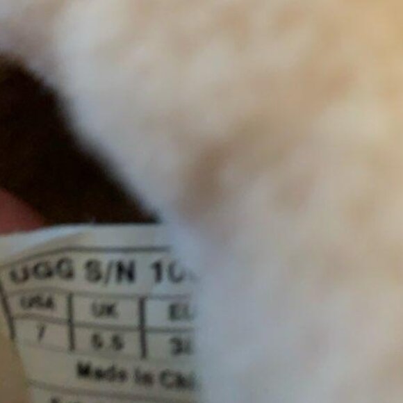 UGG Women' Classic PATTEN boots CHESTNUT 1006011 SHEEPSKIN SIZE7 new no box - Picture 12 of 12